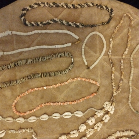 Authentic Vintage Shell Necklaces - Picture 1 of 16